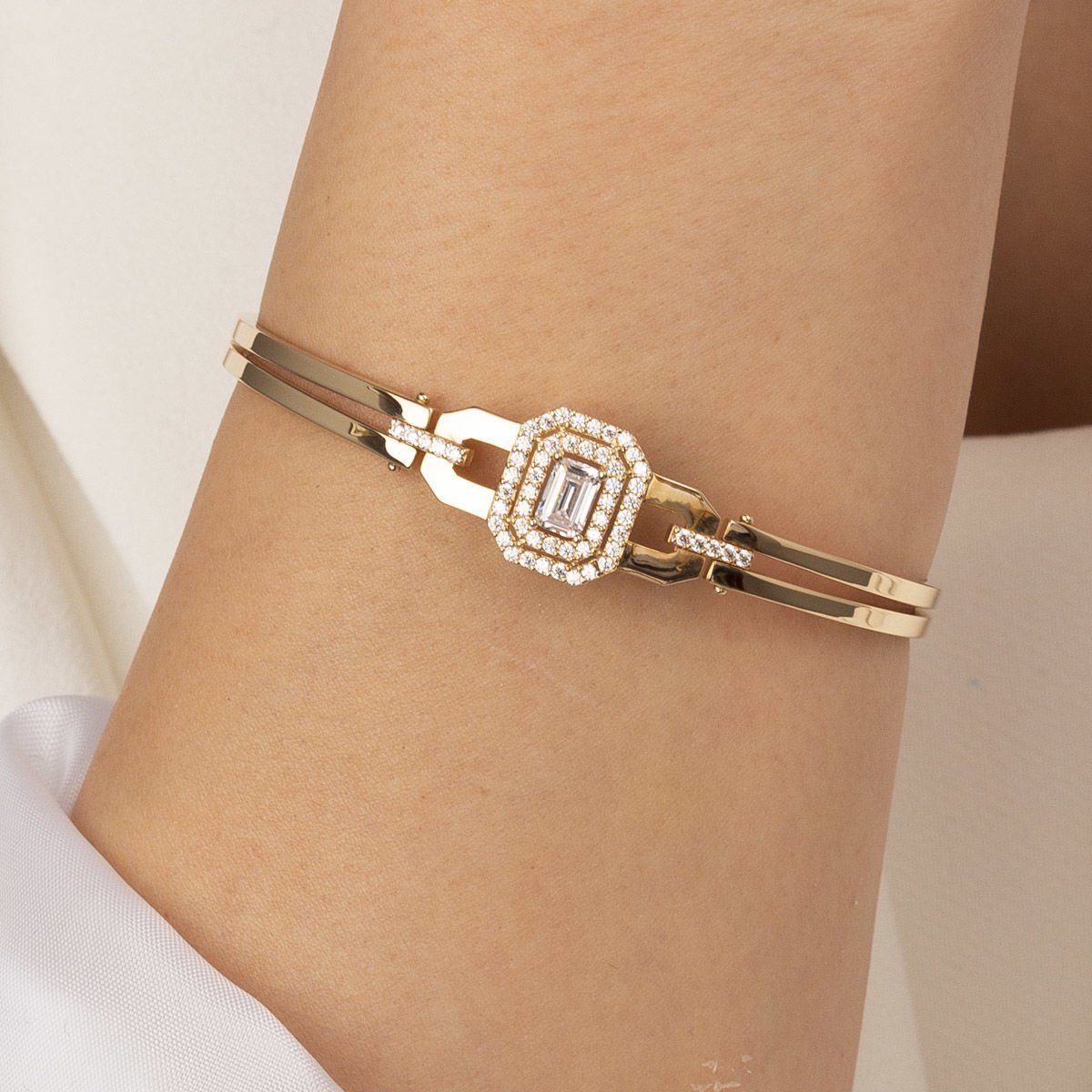 Baget Altın Kelepçe Bileklik