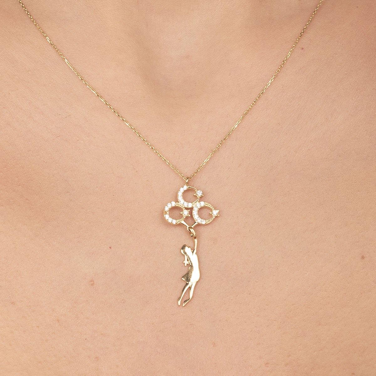 Uçan  Ay Yıldızlar Altın Kolye