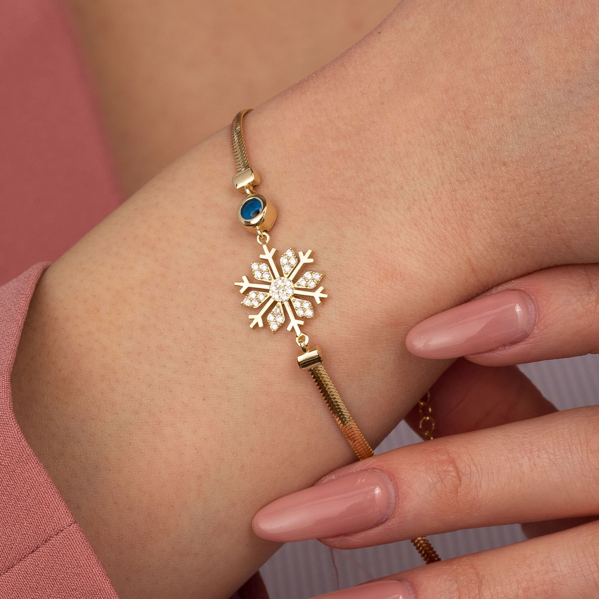 Kar Tanesi Altın Bileklik