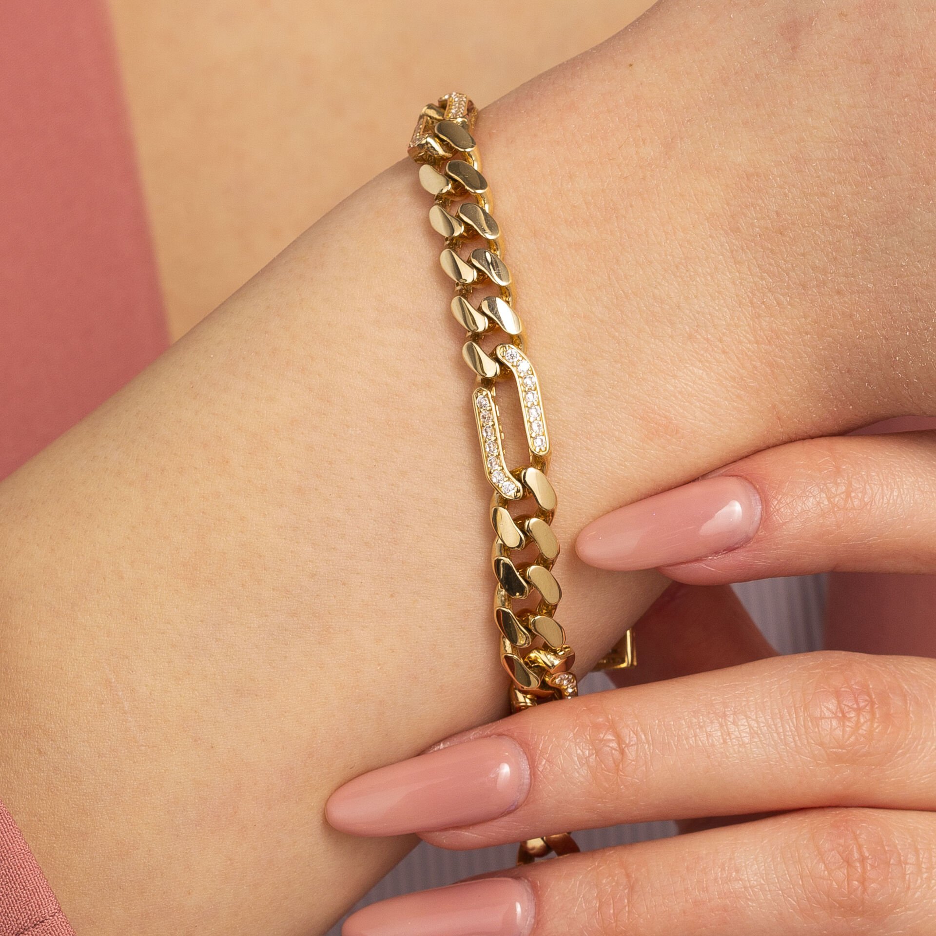 Taşlı Gurmet Altın Bileklik